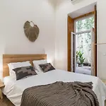 Casa Boma Lisboa - Design Apartment With Private Vegetal Terrace - Lapa VII