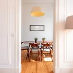 Guestready - Glimpse Of Dawn