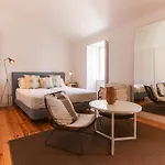 Combro Suites By Homing