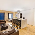 Green Street Lisbon Loft