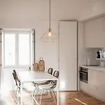 Lisbon Combro 77 Charming One Bedroom Apartment By Get Your Stay