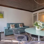 Traditional Alfama Apartment By Lovelystay