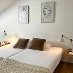 Beautiful 7 Bedroom Apartment In Lisbon