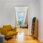 Whome Riverside View 2-Bed For Remote Workers & Digital Nomads