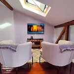 Casa Shardana Lisbon