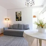 Parque Das Nacoes Central Flat W Parking