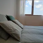 Apartment Near Airport & Citycenter Free Parking