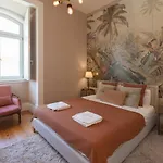 Flh Amazing Praca Comercio Design Flat