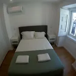 Lisbon, Renovated T2 Apartment Near Rossio