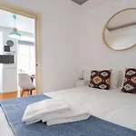 Lisbon Mouraria Apartment