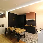 Cosy Little Bedroom In Lisbon