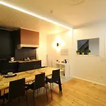 Cosy Little Bedroom In Lisbon