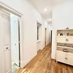Beautiful Gloria - 120M2 With A/C And Garden