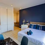 Central Lisbon Stylish Apartment