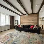 Vocation House Off Relax
