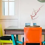 Principe Real Cool And Artistic 3 Bedrooms Flat!
