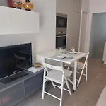 Cosy, Stylish, Central