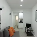 Principe Real - Nice And Cozy Private Apartment