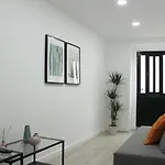 Principe Real - Nice And Cozy Private Apartment