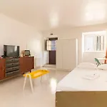 Lovesome Studio In City Center By Lovelystay
