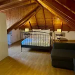 2 Bedroom, 2 Bathroom Apartment - Travessa Da Madalena