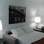 Beautiful Studio In Historic Alfama