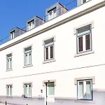 Monsanto Hill House - No 571 1D