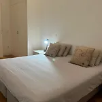 Quarto No Chiado Centro De Lisboa