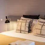 Flh Chiado Stylish Flat