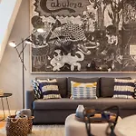 Flh Chiado Stylish Flat