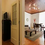 Cozy And Sunny Apartment - Anjos, Lisbon