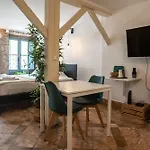 Original Photographers Studio Apartment In Alcantara