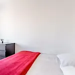 Colombo Mall Room