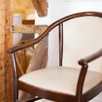 Tejo Vintage Three-Bedroom Apartment - By Lu Holidays