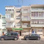 Guestready - A Charming Stay Near Alvalade