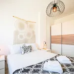 Guestready - A Charming Stay Near Alvalade