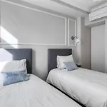 Lisbon Beautiful 2 Bedroom Apartment With Views In Rua Augusta Lisbon