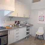 Cozy & Comfortable Room In Central Lisbon