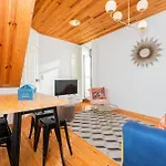 River View 1Bdr Apt In Alfama Close To Tram