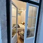 Central Lisbon Comfort Suite
