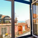 Alfama Guest House
