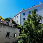 Alfama Guest House