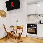 Modern Cocoon Studio In Santos W Ac | By Airnest