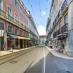 Camoes By Central Hill Apartments
