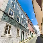Merces By Central Hill Apartments