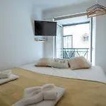 Alfama Apartments