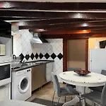 Very Charming Apartment Overlooking S Jorge Castel