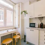 Chiado 2 Bedroom Elegant Apartment