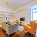 Chiado 2 Bedroom Elegant Apartment