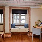 Alfama Charming And Rustic